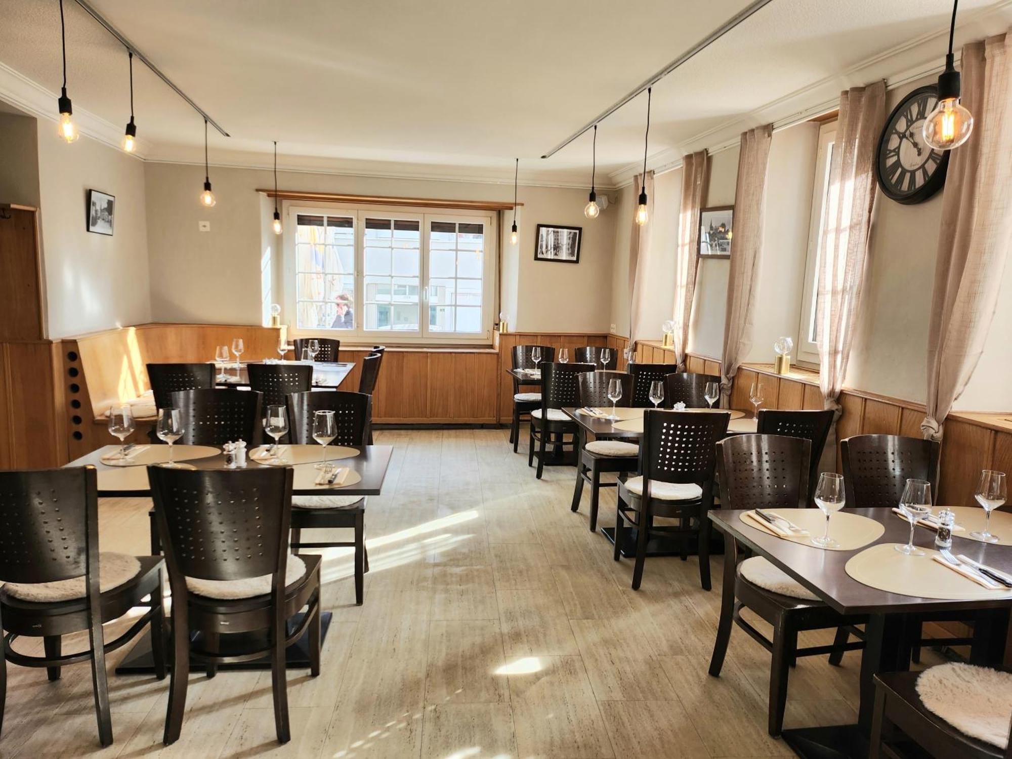 Auberge De L'Union ランス エクステリア 写真