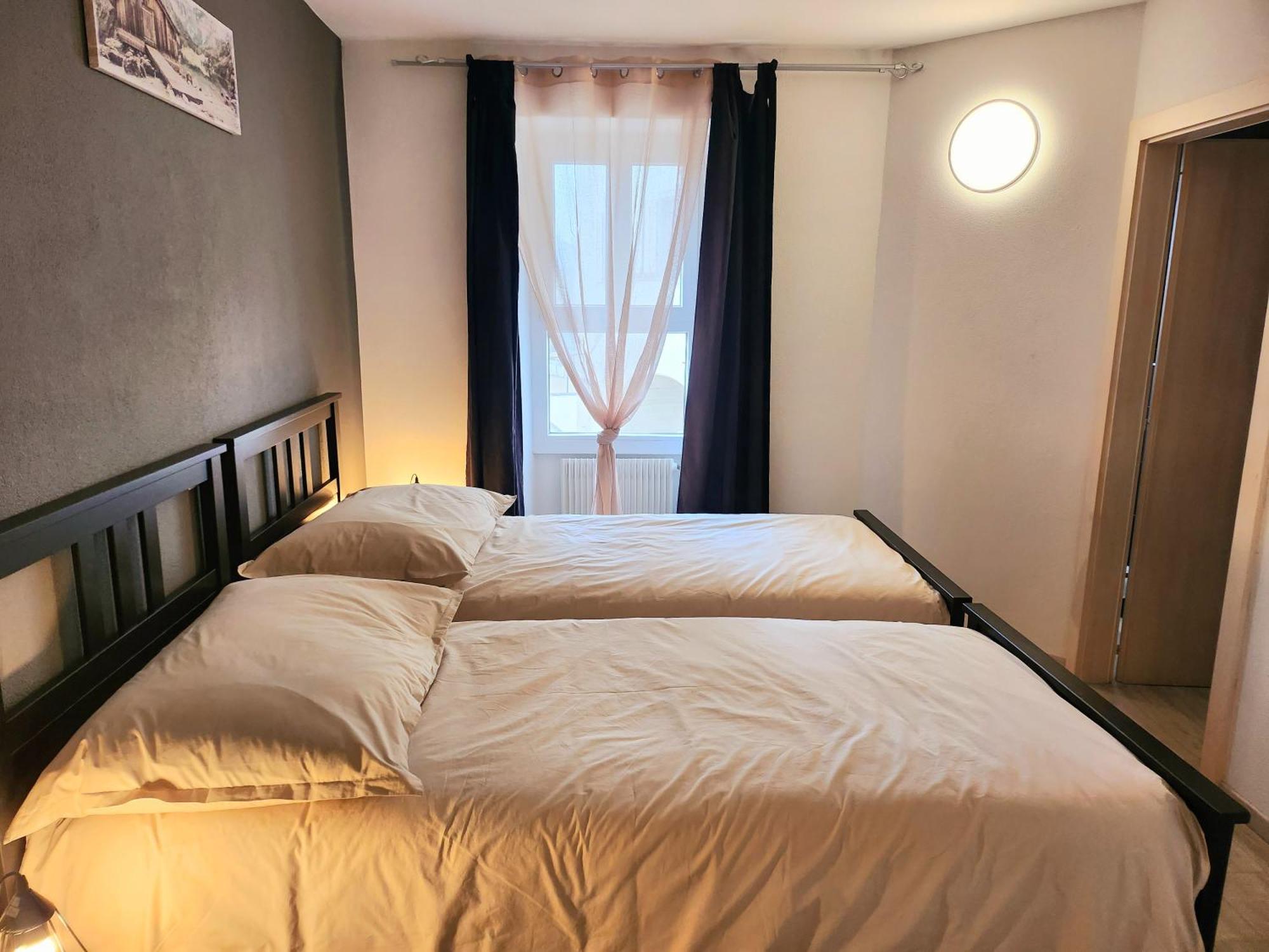 Auberge De L'Union ランス エクステリア 写真