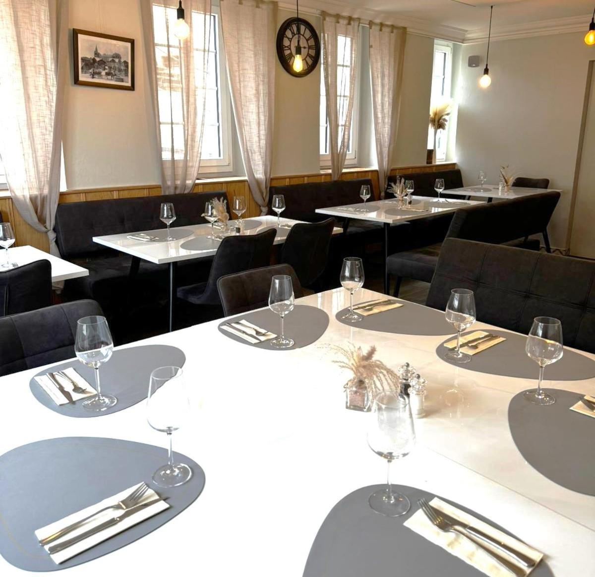 Auberge De L'Union ランス エクステリア 写真